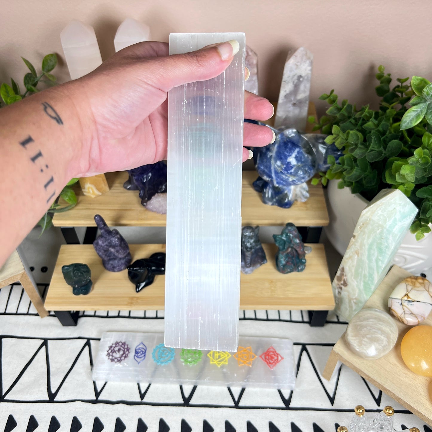 Selenite Flat Tray with 7 Chakras