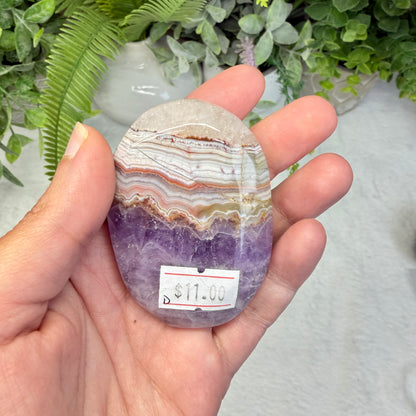 Amethyst With Mexico Agate Palmstone - D
