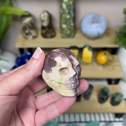 Mookaite Skull